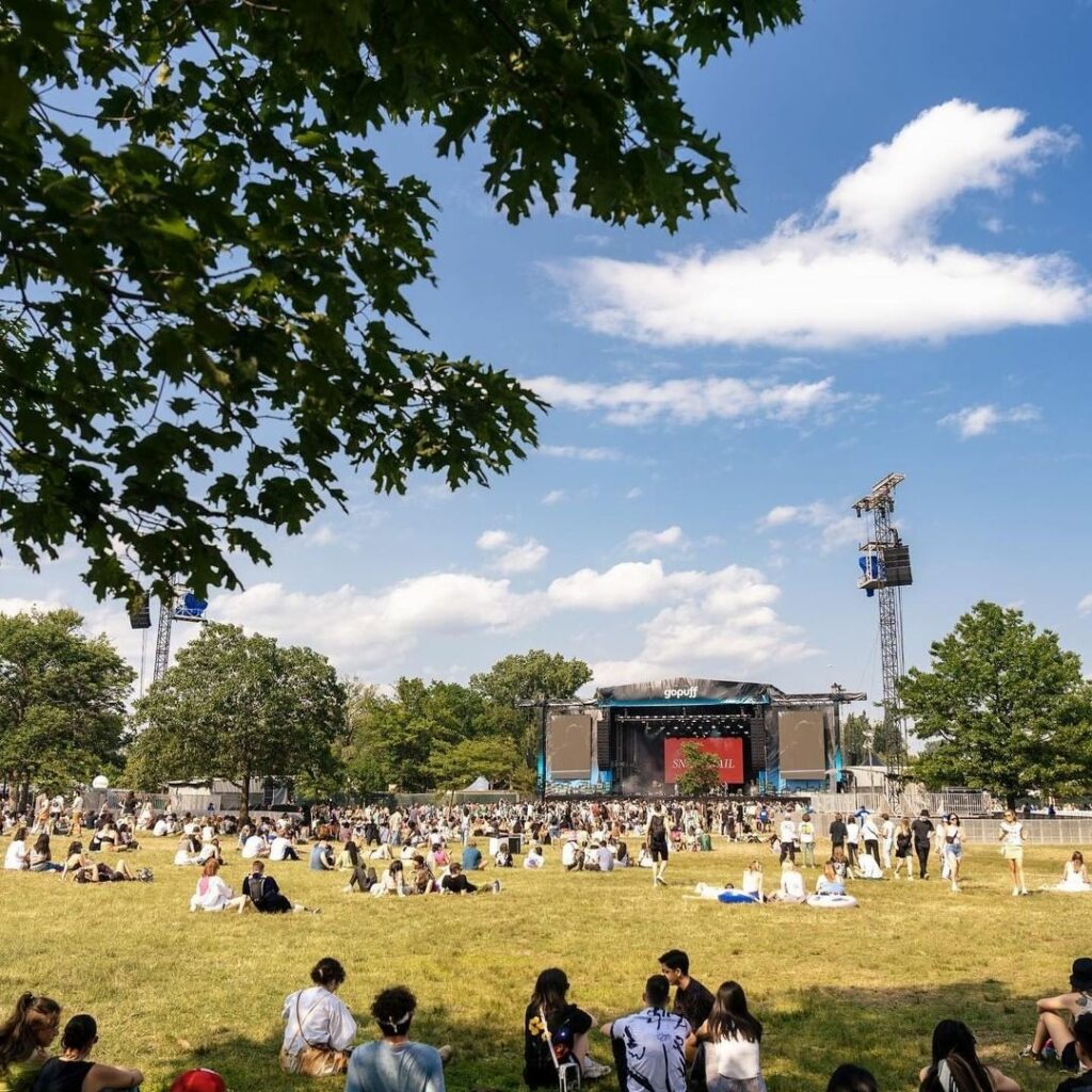 View form sitting in the park at GOV ball.