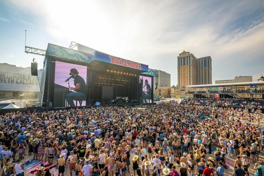 MTN HD+ main stage at TidalWave Music Festival in Atlantic City